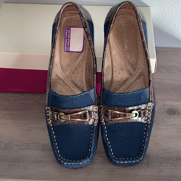 Naturalizer Canova Loafers Navy Suede with Brown Patent - Picture 3 of 9